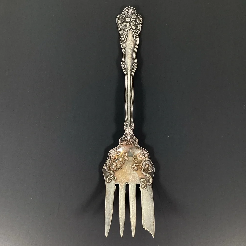 Wm Rogers beautiful antique